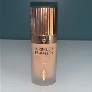 NEW Charlotte Tilbury Airbrush Flawless Foundation